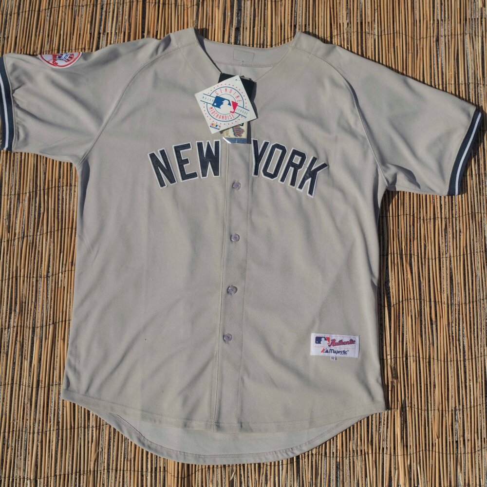 Authentic New York YANKEES Jersey | Large MLB Baseball Sports Official Uniform